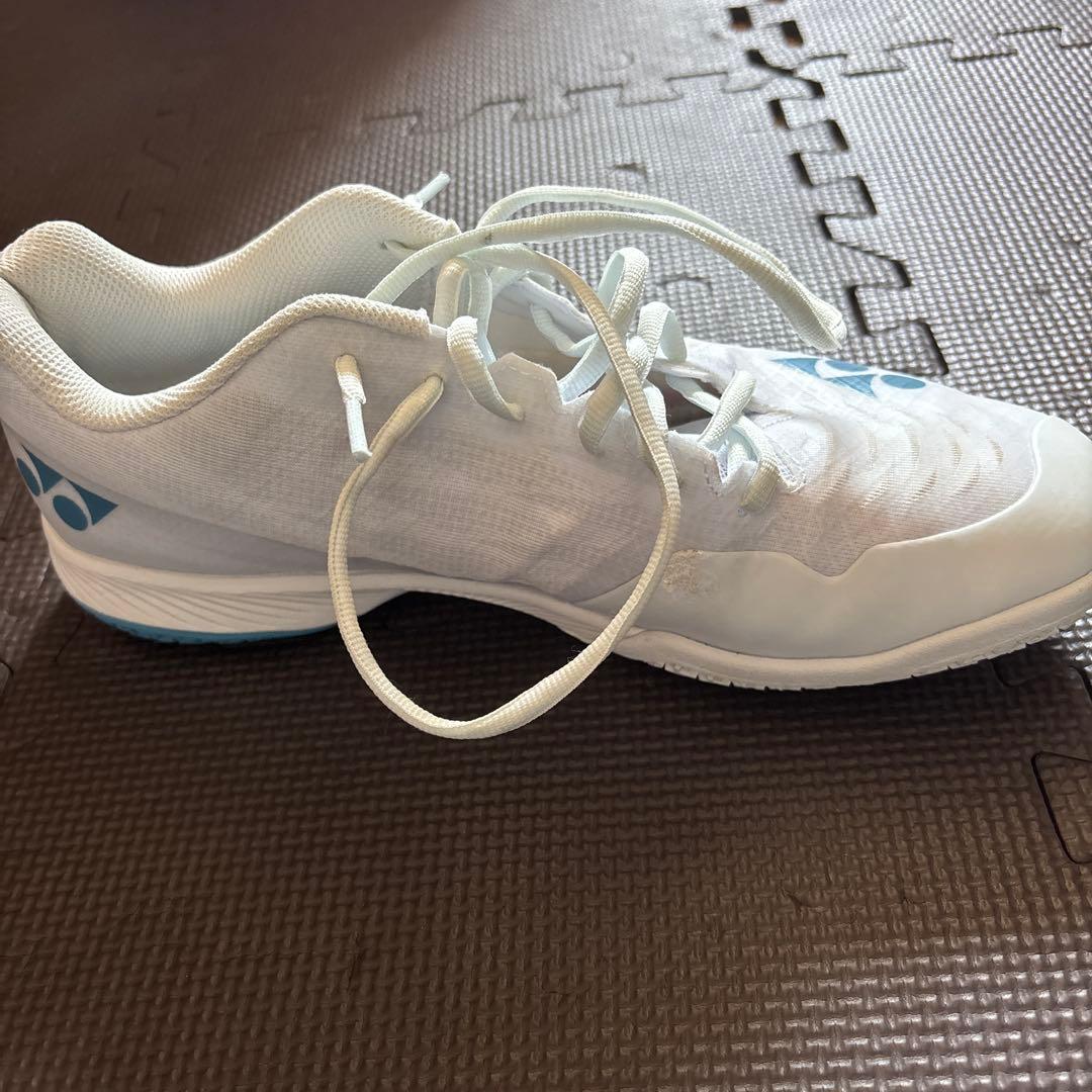 「新作」YONEX エアラスバドミントンシューズ