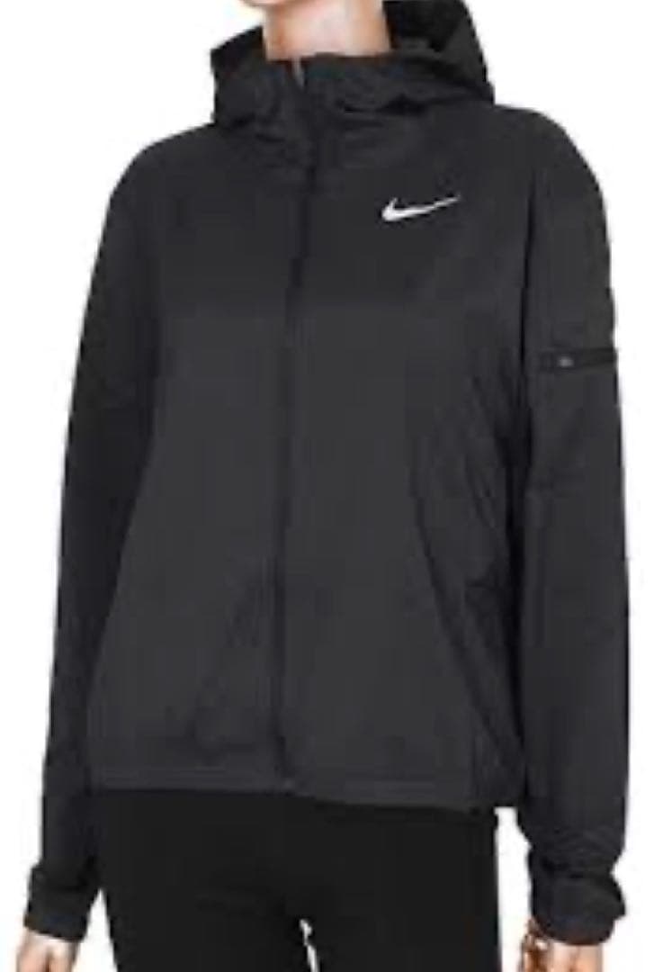 ナイキ　NIKE ランニングウェア・ジャケット　ウインドブレーカー　新品