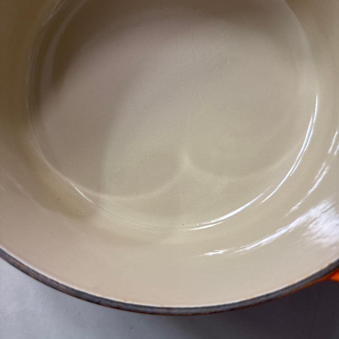 LE CREUSET ル•クル-ゼ 両手鍋 22cm