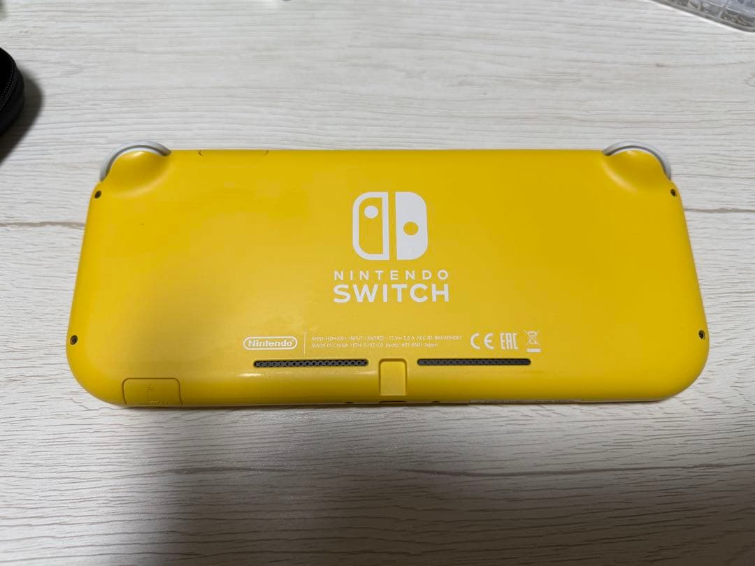 Nintendo Switch Lite イエロー 付属品追加コメ必須