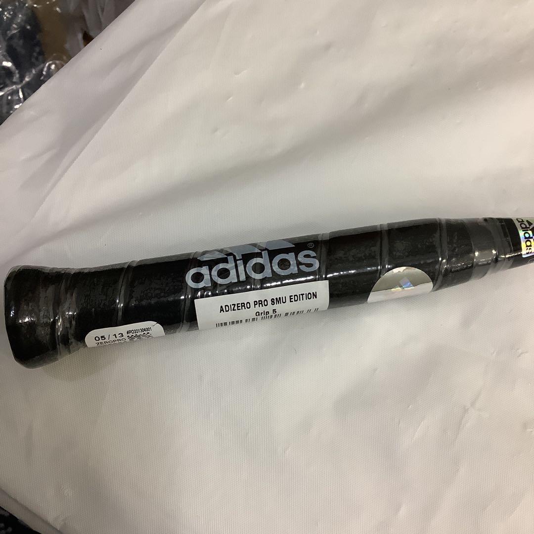 8214⑩adidas adizero pro バドミントンラケット