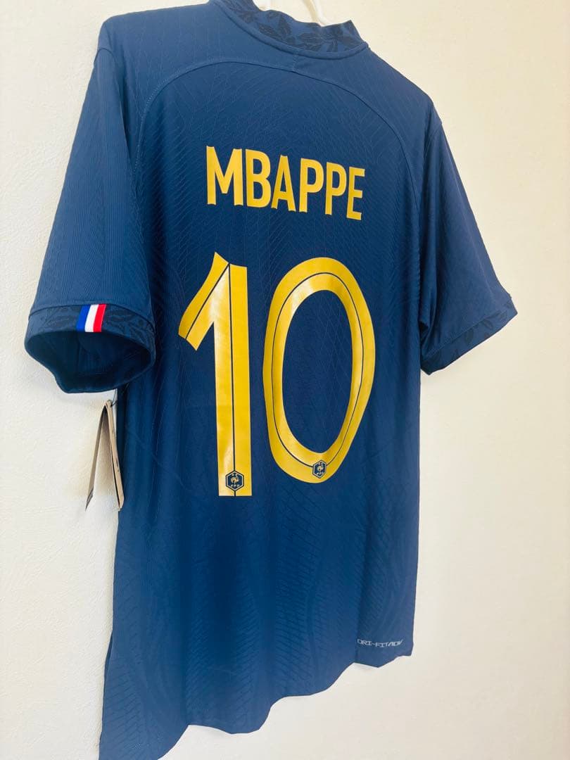【正規品・オーセンティック】エムバペ選手　フランス代表　ユニフォーム
