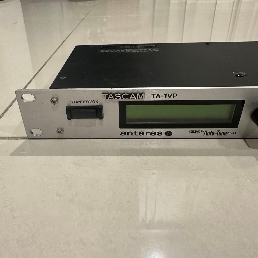 TASCAM TA-1VP マイクプリアンプ