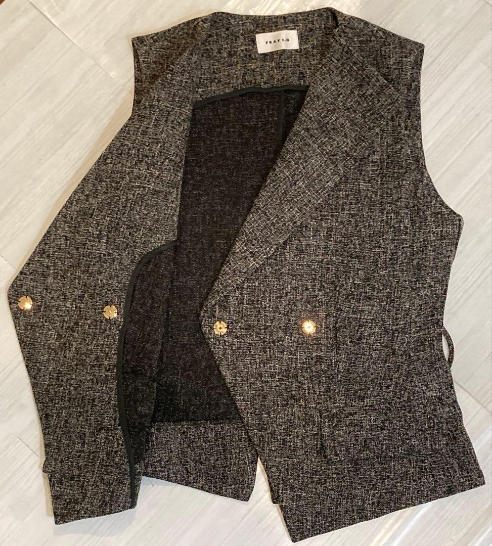 【新品】FRAY I.D⭐ジレ 0 【ベルト、スカートなし】