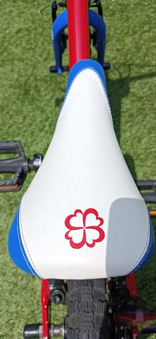 【お値下げ交渉可！】ヨツバサイクル　12インチ　ヒーローレッド