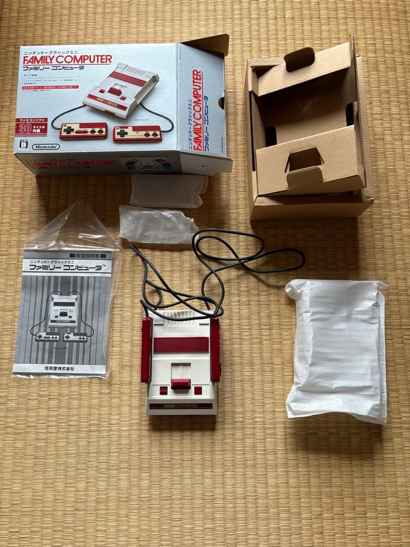 ファミリーコンピュータ　ミニ