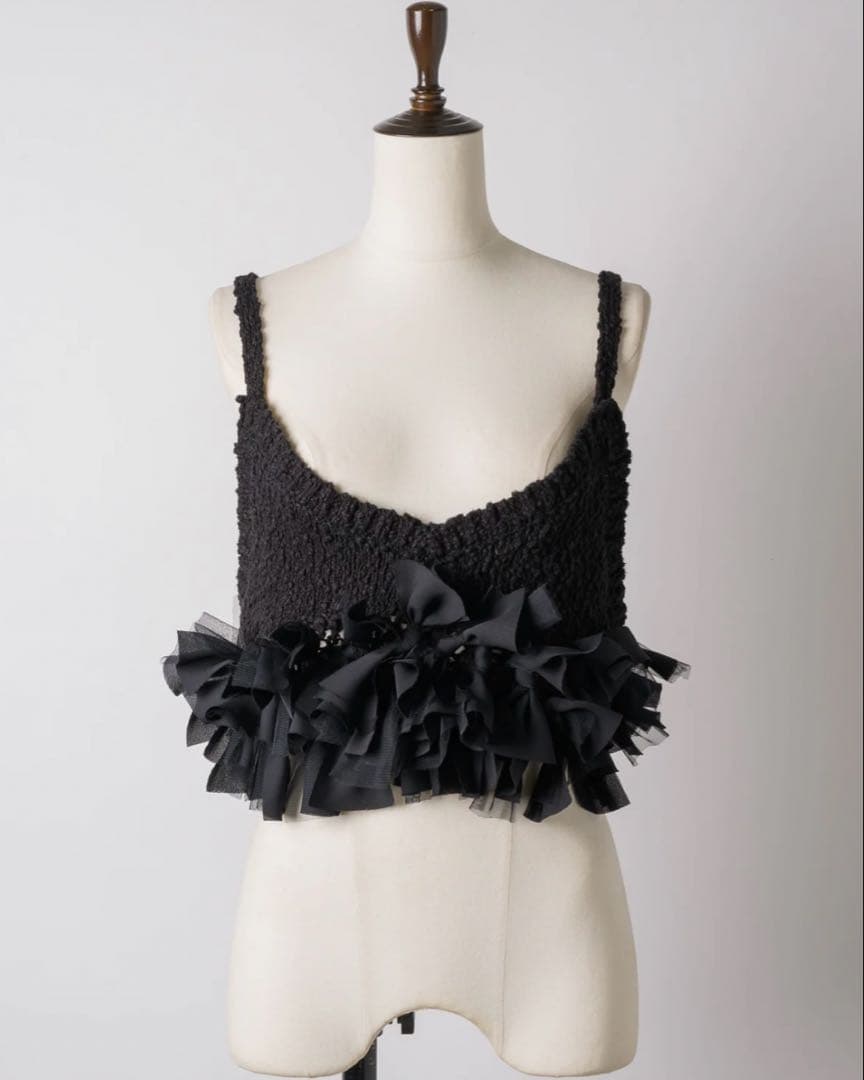 ✴︎新品未使用✴︎LA BELLE ETUDE メニーリボンニットビスチェ(BLK)