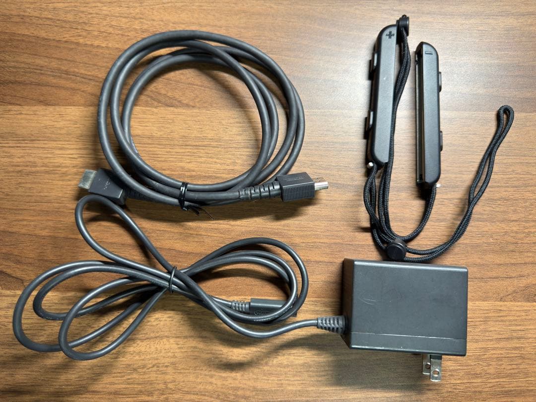 【動作品】Nintendo Switch ネオンブルー・ネオンレッド 外箱有