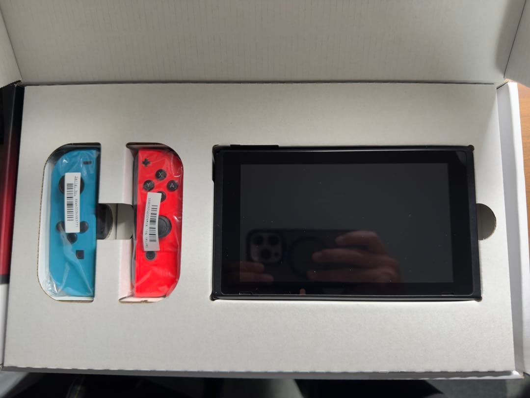 【動作品】Nintendo Switch ネオンブルー・ネオンレッド 外箱有
