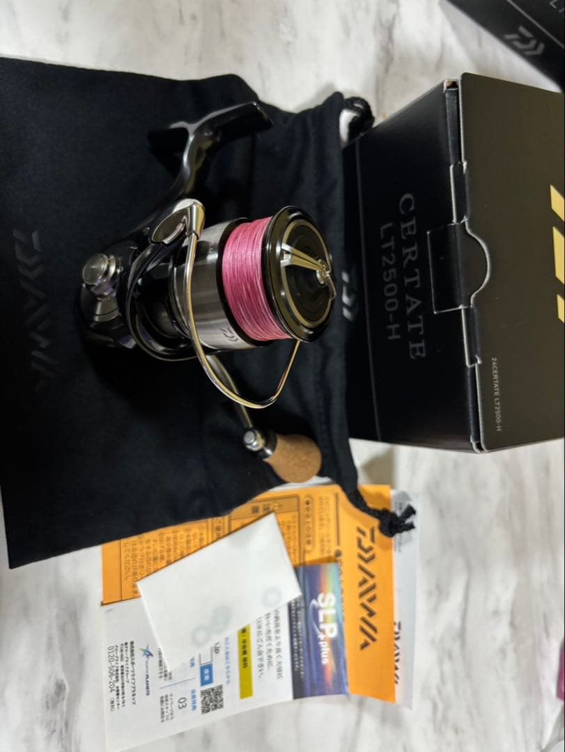 DAIWA ダイワ スピニングリール 24セルテート LT2500-H美品