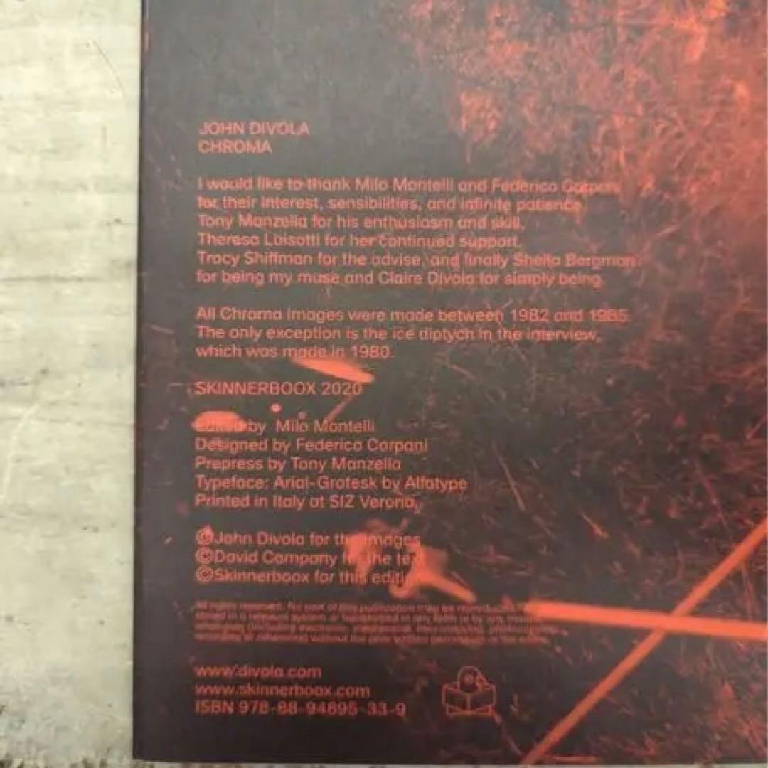アート・デザイン・音楽 JOHN DIVOLA CHROMA