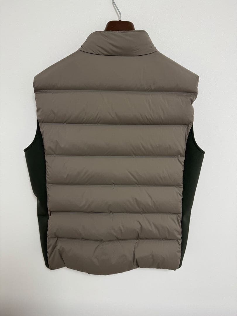 HERMES ダウンベスト　カーキ　XL