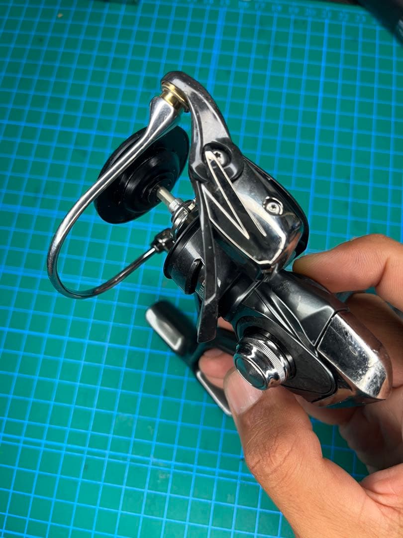 Daiwa ダイワ 20LUVIAS ルビアスFC LT2500S-XH ボディ