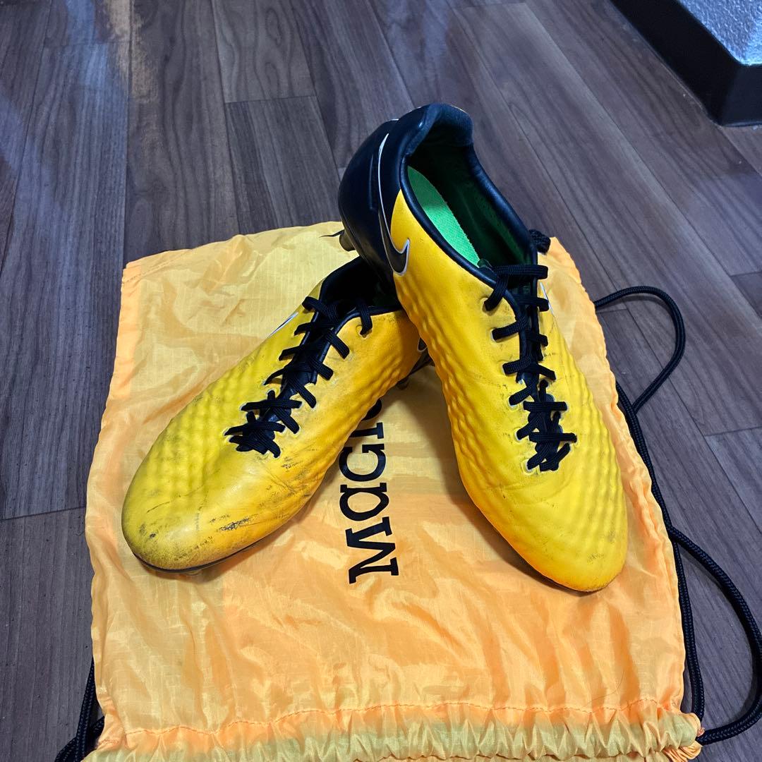 Nike マジスタ2