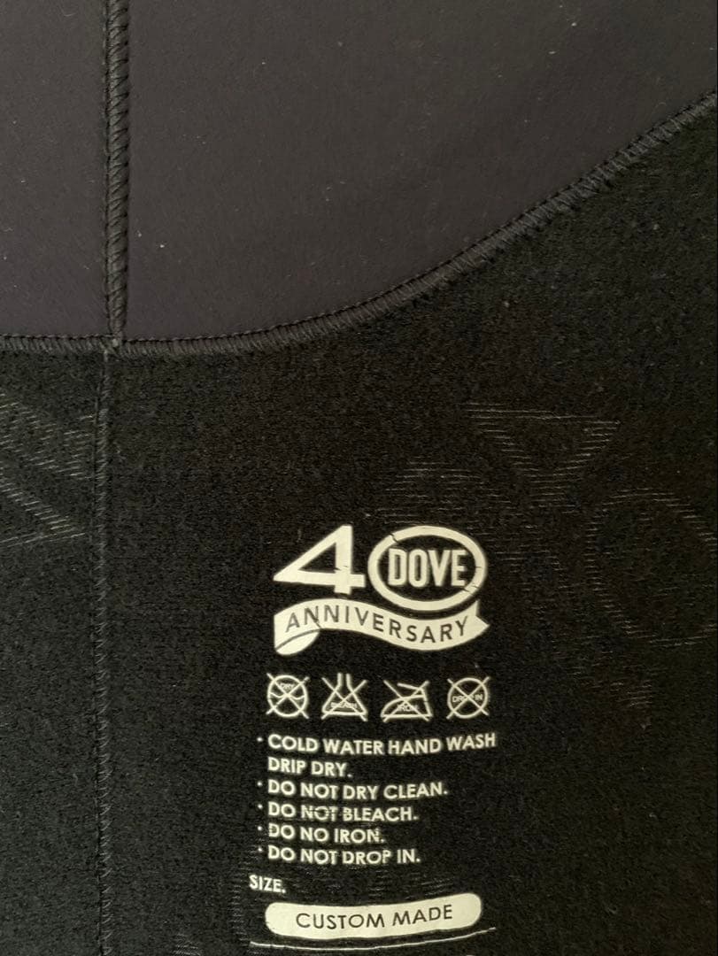 DOVE セミドライスーツ