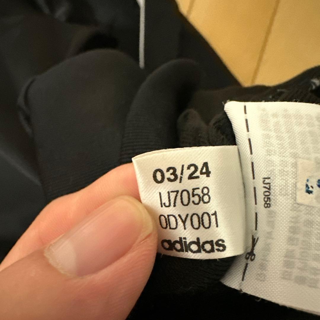 adidas ブラック トラックジャケットM