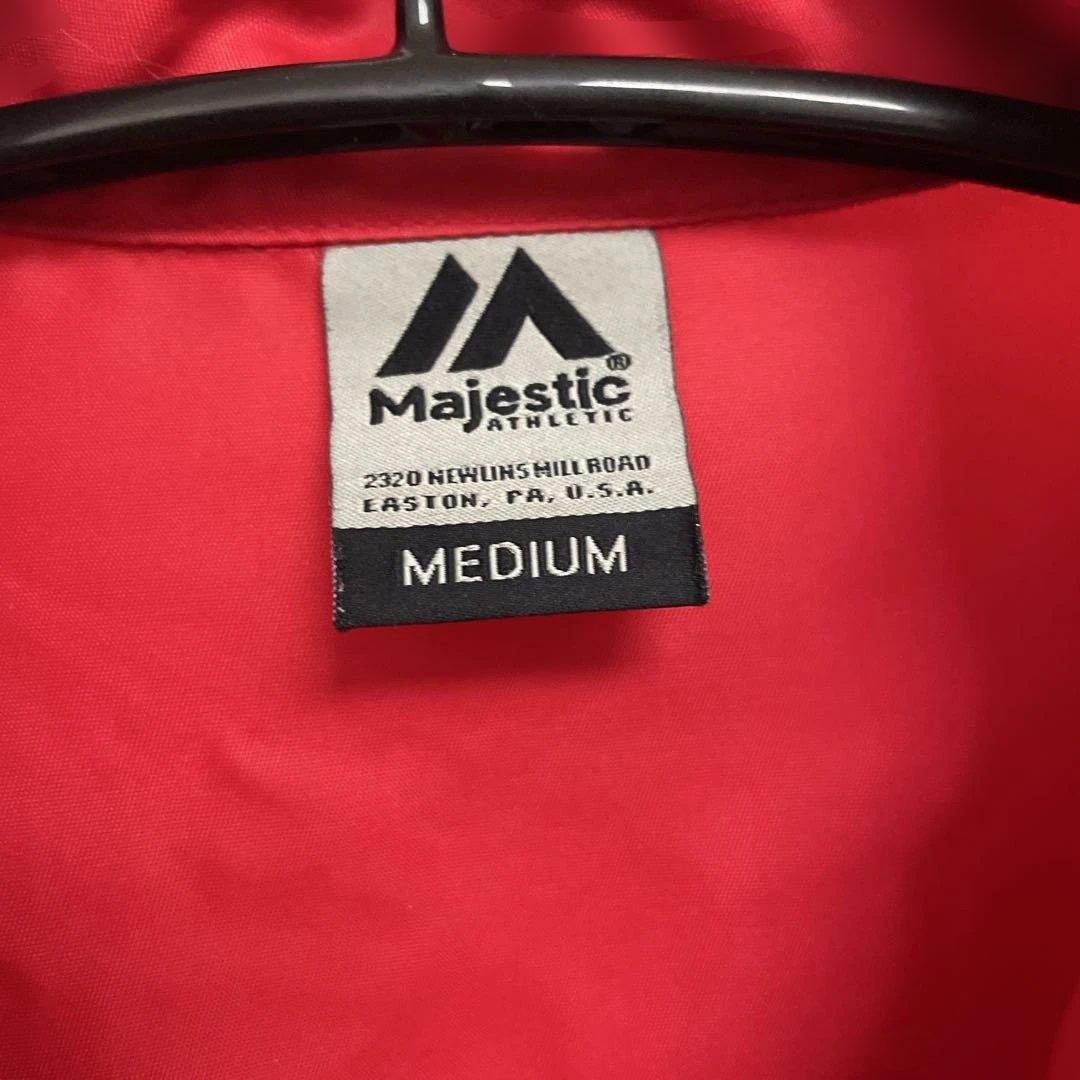 人気なMajestic マジェスティックヤンキース　コーチジャケット