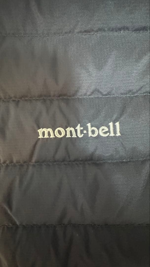 mont-bell ダウンベスト 黒