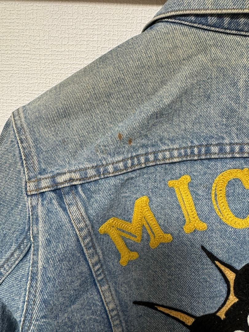 希少　リーバイス　デニムジャケット　ミッキーマウス刺繍　サイズ40R（L相当）
