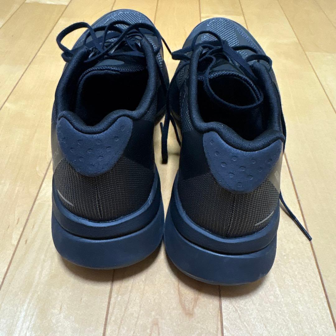 アディゼロボストン13