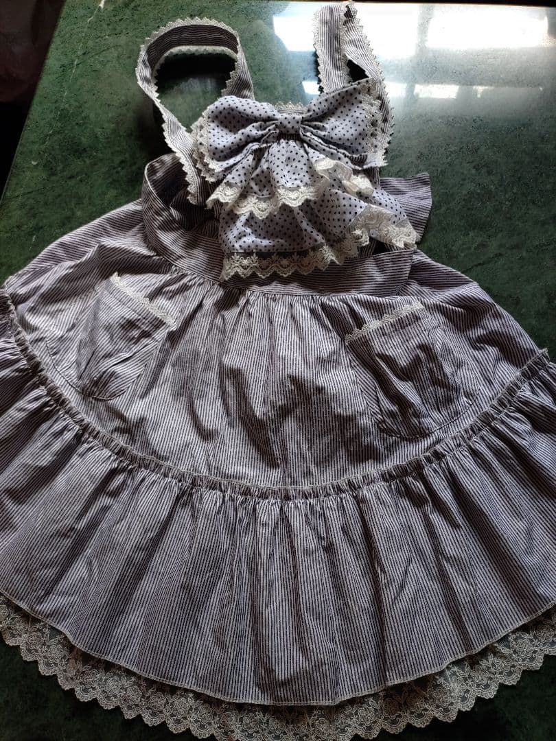 ピースナウ 可愛いリボン&レースのエプロン ロリータ系 美品