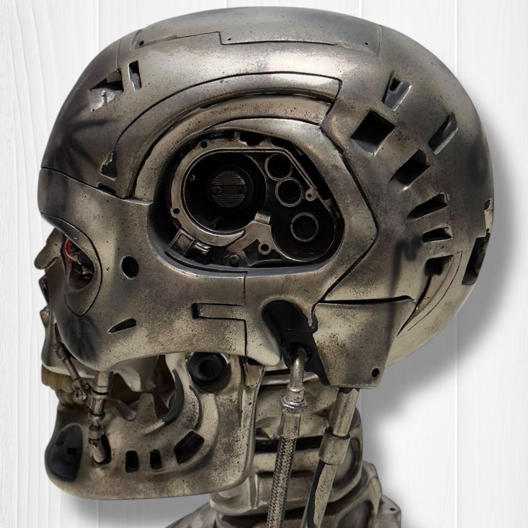 【希少品】T-800 ENDSKULL PROP REPLICA 1/1スケール