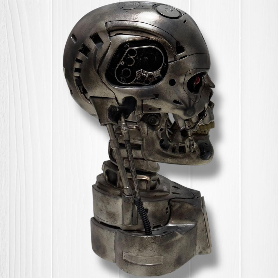【希少品】T-800 ENDSKULL PROP REPLICA 1/1スケール