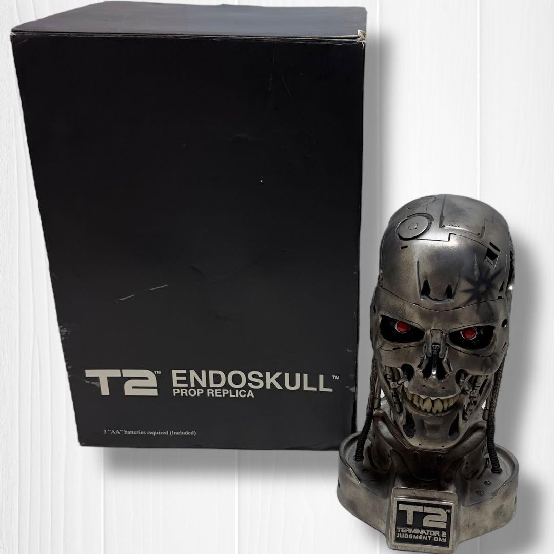 【希少品】T-800 ENDSKULL PROP REPLICA 1/1スケール