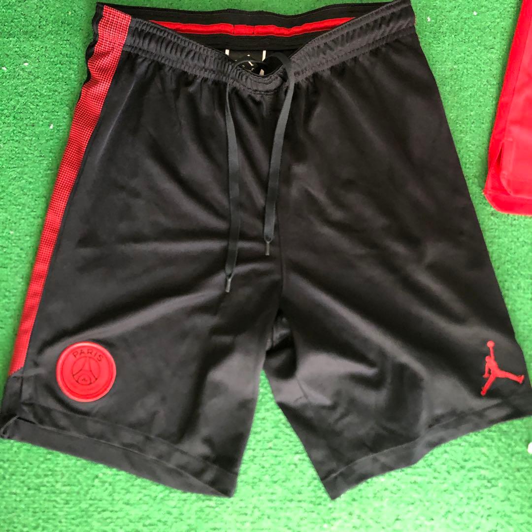 美品パリ・サンジェルマン ジャージとショーツ セットPSG NIKE2点セット