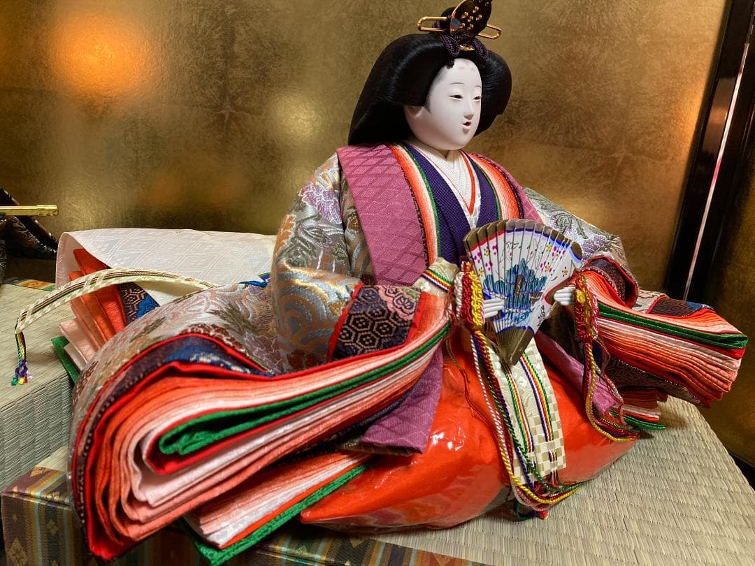 【大きめのおひなさま】※「金屏風・台座」は別で出品しています