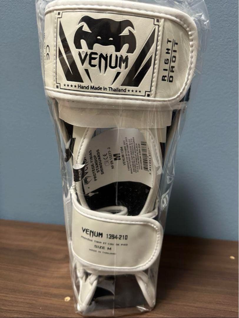 Venum Elite シンガード - ホワイト