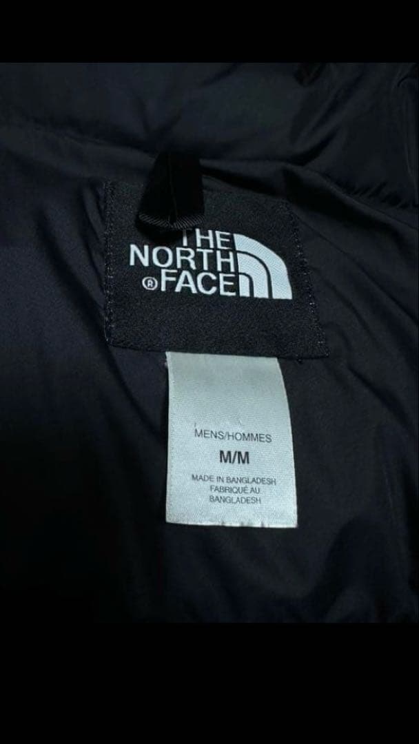 the north face センターロゴ ヌプシ ベスト ブラック 700