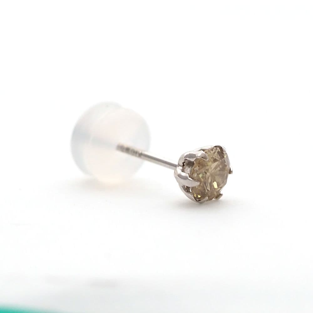 k*i様 本物！新品！プラチナ900 ダイヤモンド0.217ct 片耳ピアス 片