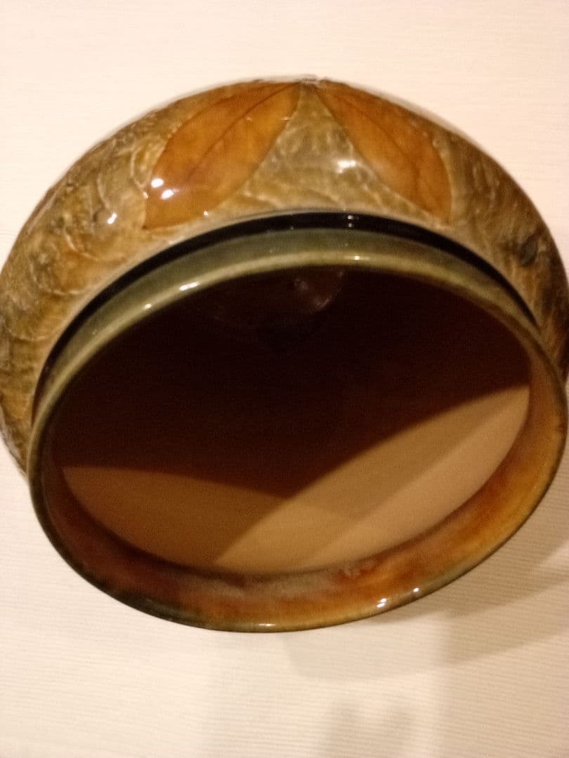 イギリス ロイヤルドルトン 1910年代 葉文壺 キズ有り