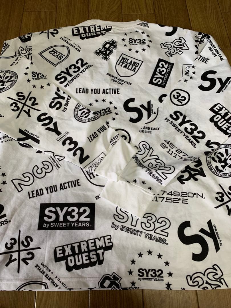 SY32 by SWEET YEARS ホワイト Tシャツ Lサイズ