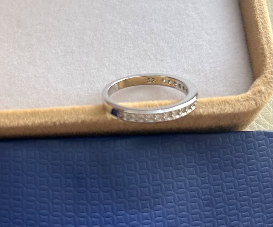 美品スワロフスキーSwarovskiクリスタルリングRareラレ52サイズ11号
