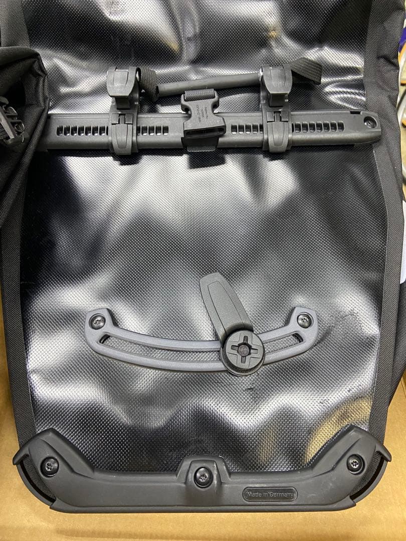 バックローラー　Black'nWhite(Paar)