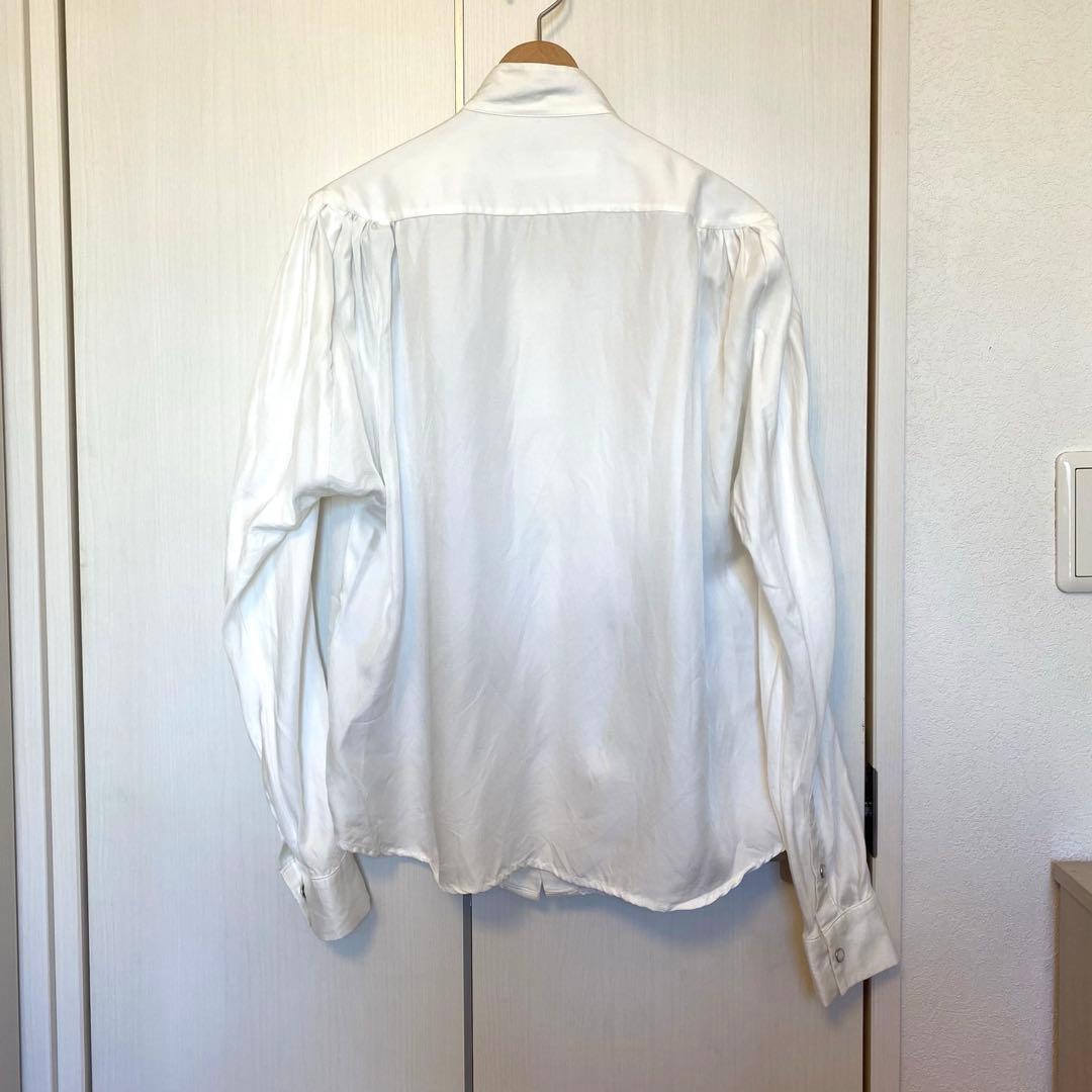 トーガプルラ TOGA PULLA ボウタイ刺繍とろみシャツ ホワイト