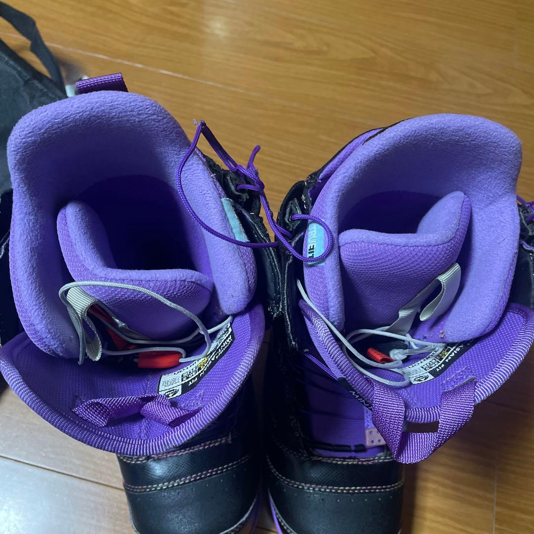 BURTON スノーボードブーツ 黒/紫 収納バッグ付き