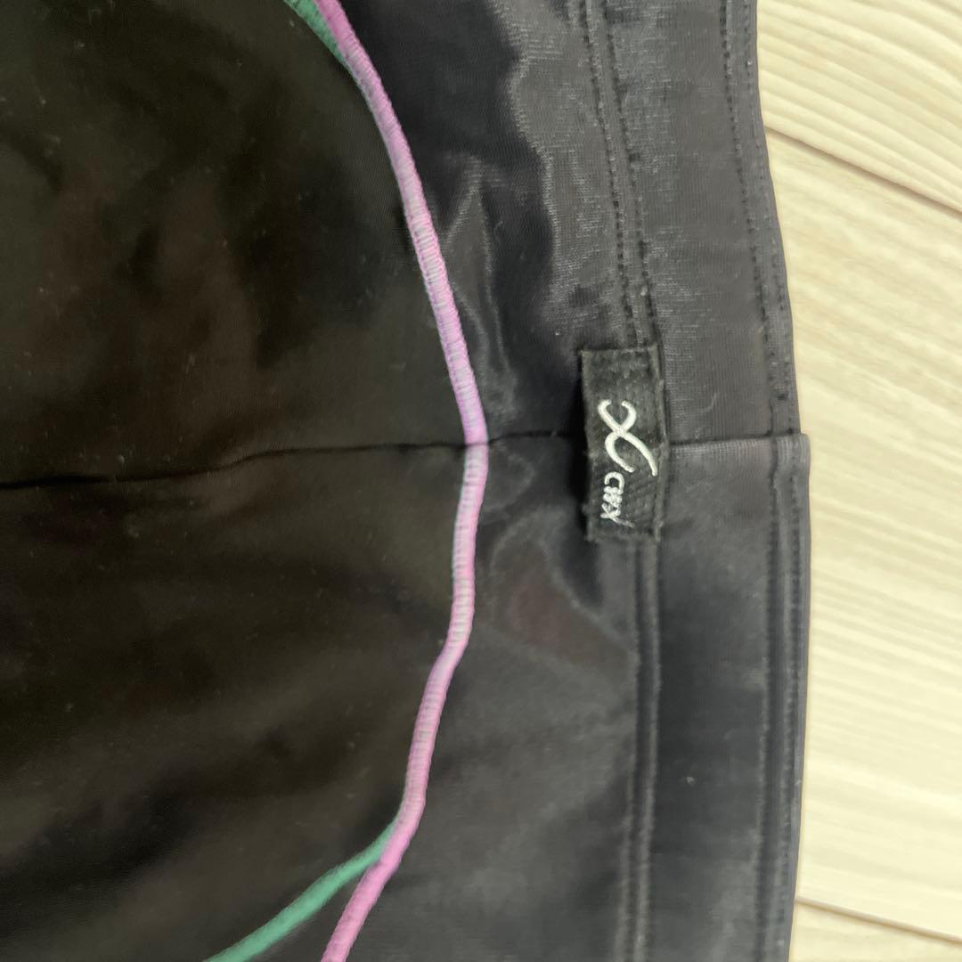 【美品】CWX フィットネス用タイツ 黒 ストライプ