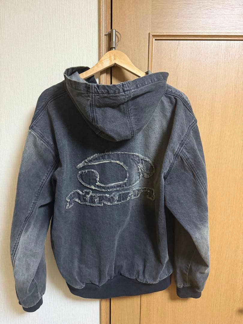 9090パーカー